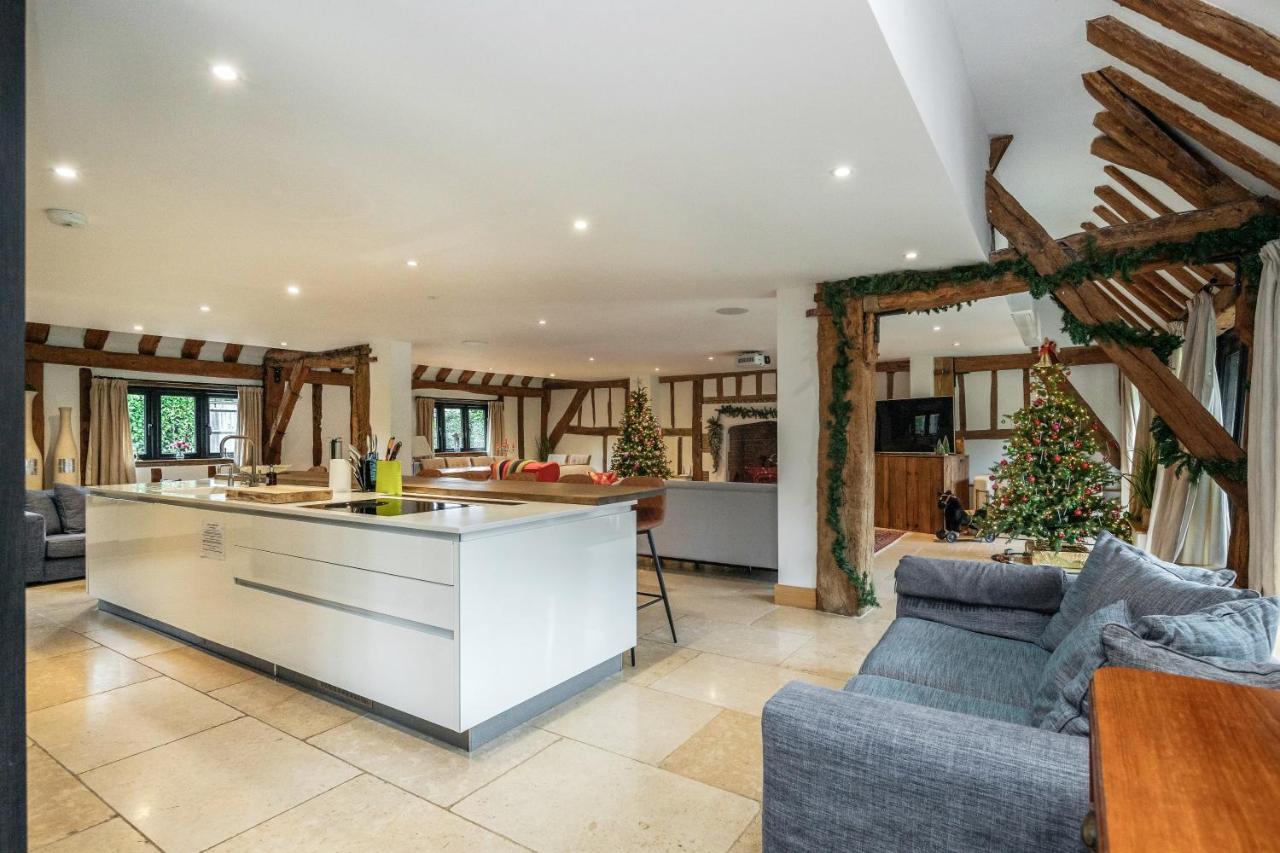 Period Luxury Converted Barn Windsor/Maidenhead - Perfect For Family Groups Taplow Extérieur photo